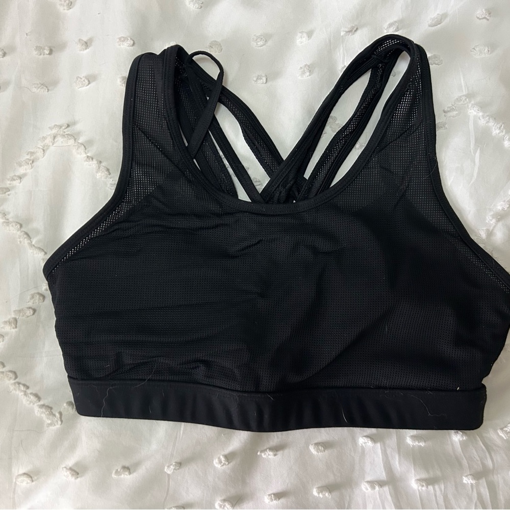 Fabletics Faye High Impact Sports Bra